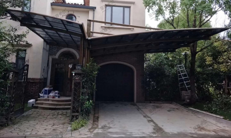 鋁合金車棚.jpg 鋁合金車棚.jpg