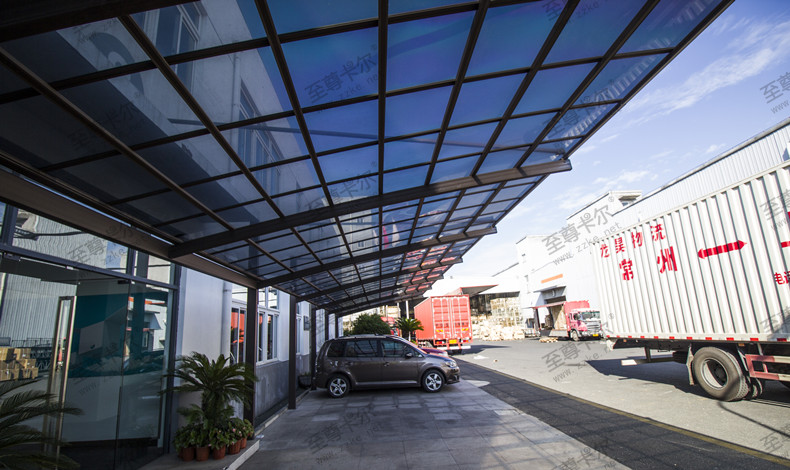 至尊卡爾耐力板車棚.jpg 至尊卡爾耐力板車棚.jpg