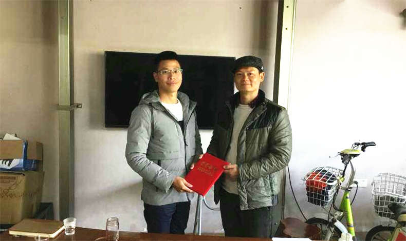 十年磨一劍，恭喜劉崇明晉升銷售經理