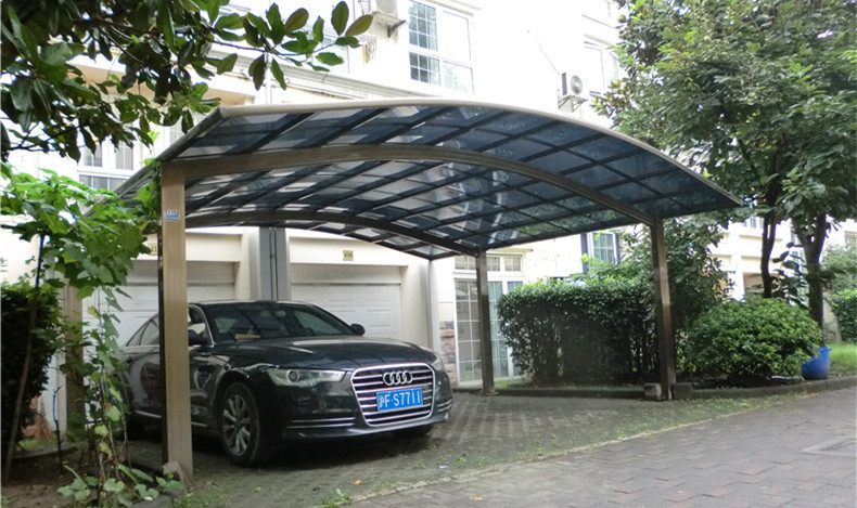 緊跟時代腳步，美觀又實用的鋁合金車棚。