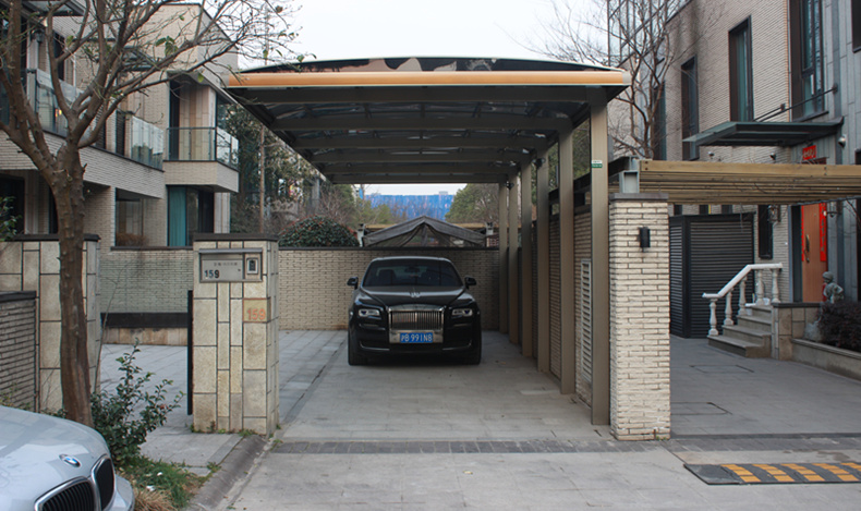 影響車棚價錢的因素有哪些？