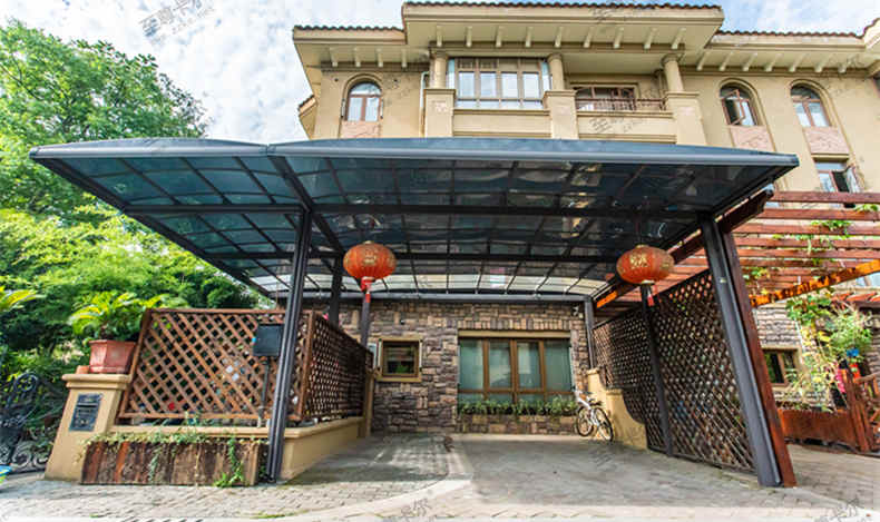 選擇車棚廠家要看清這4點(diǎn)！——至尊卡爾