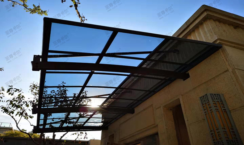 透明雨棚用什么材質耐用？看看這些透明雨棚圖片就知道了