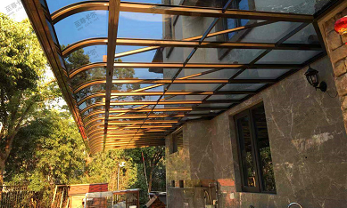 安裝雨棚價格大概是多少？為什么鋁合金雨棚價格比較貴？