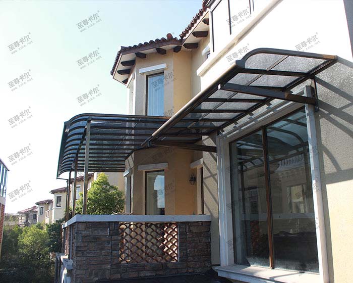 陽臺雨棚怎么選？只靠雨棚圖片會后悔，了解清楚，不吃虧