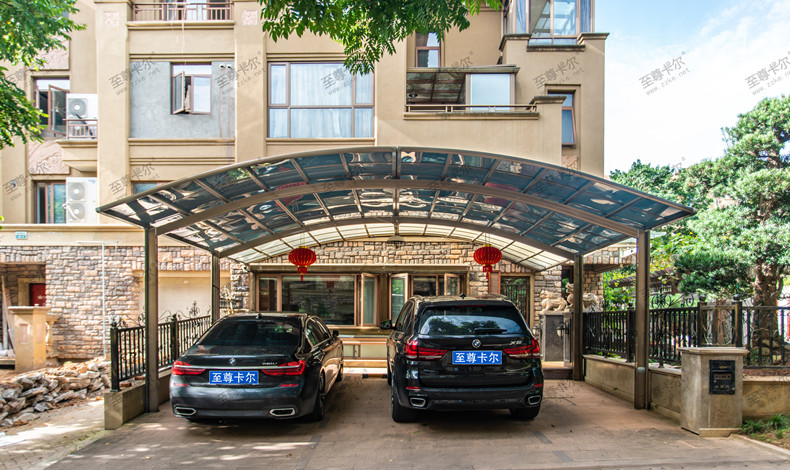 看這家的停車棚報(bào)價(jià)，可以根據(jù)您要做的尺寸專門報(bào)價(jià)